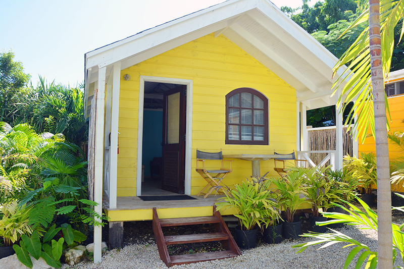 Paradise Properties - Bay Garden Cottage Small