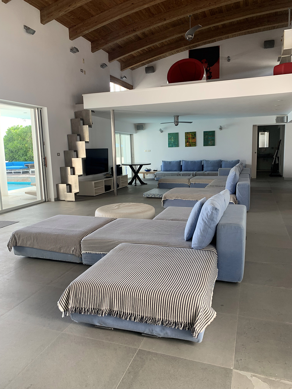 Paradise Properties - Jolly Harbour Villa Dragon's Lair  