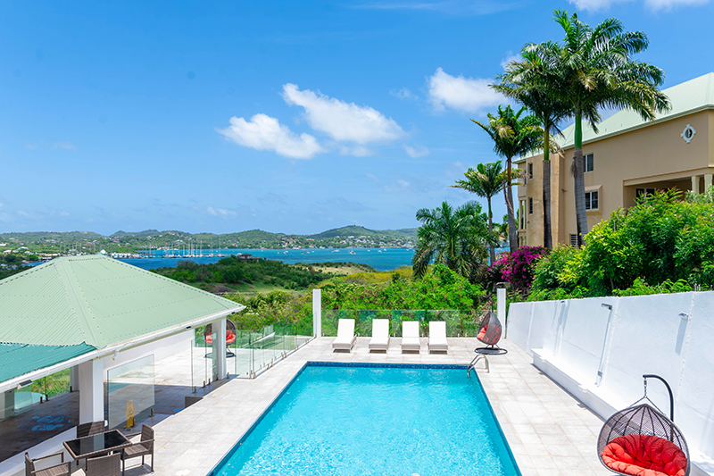 Paradise Properties - Christopher's Apartments - Upper Unit