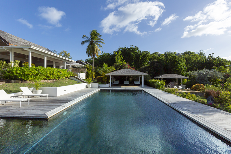 Paradise Properties - Pigeon Beach Estate House